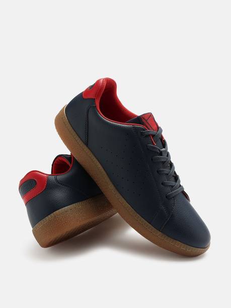 Classic shoe Sneakers For Men