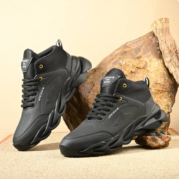Mens Latest Casual Lace-Up Casual Sneaker Shoes For Men...