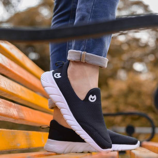 Geniune Synthetic leather Lightweight,Comfort,Trendy,Wa...