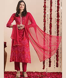 AK FASHION MALL Women Cotton Blend Embroidered A-line Kurti With Pants ( Red )
