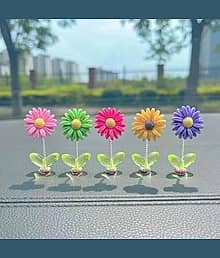 Cute Mini Shaking Head Dancing Sunflowers Car Interior Decoration Accessories