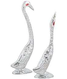 Gunnu Sales Silver Metal Handicraft Showpiece - Pack of 1