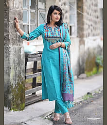 JAMEL JAMALI FASHION Women Cotton Embroidered Straight Kurti With Pants ( Blue )