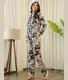 OMKARHOMES Rayon Printed Women Maternity Shirt with Pyjama ( Black )