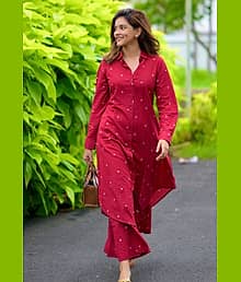 YAGNIK FASHION Women Rayon Printed A-line Kurti With Palazzo ( Maroon )